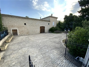 maison-villa à la vente -   26200  MONTELIMAR, surface 300 m2 vente maison-villa - APR750418